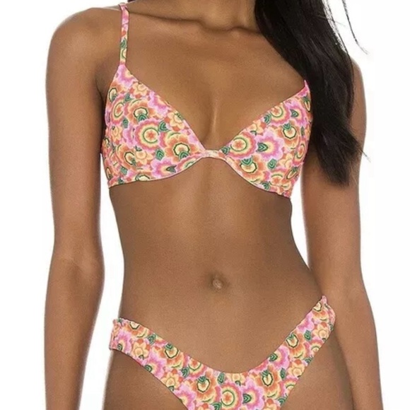VDM the Label Heidi Bikini Top Mod Floral - Picture 5 of 6